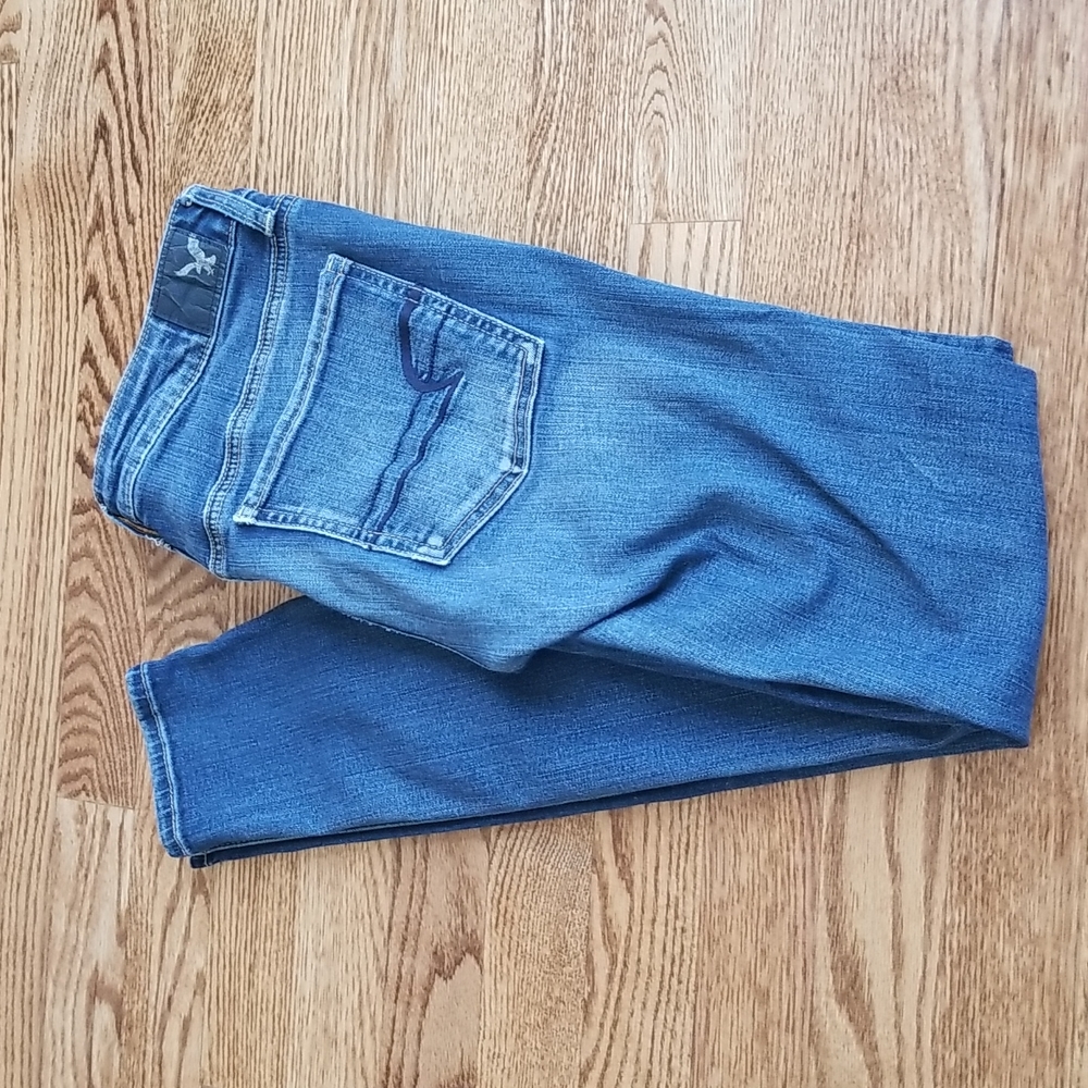 (8) American Eagle Super Stretch Super Low Jeggings Viscose Blend Denim